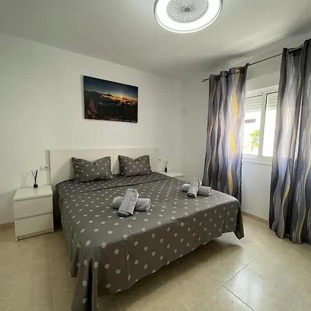 Great View Over The Ocean In Bianca With Wifi And Pool