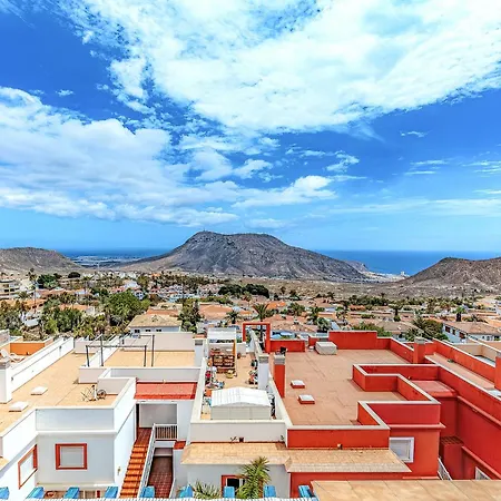 Great View Over The Ocean In Bianca With Wifi And Pool