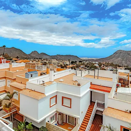 Great View Over The Ocean In Bianca With Wifi And Pool